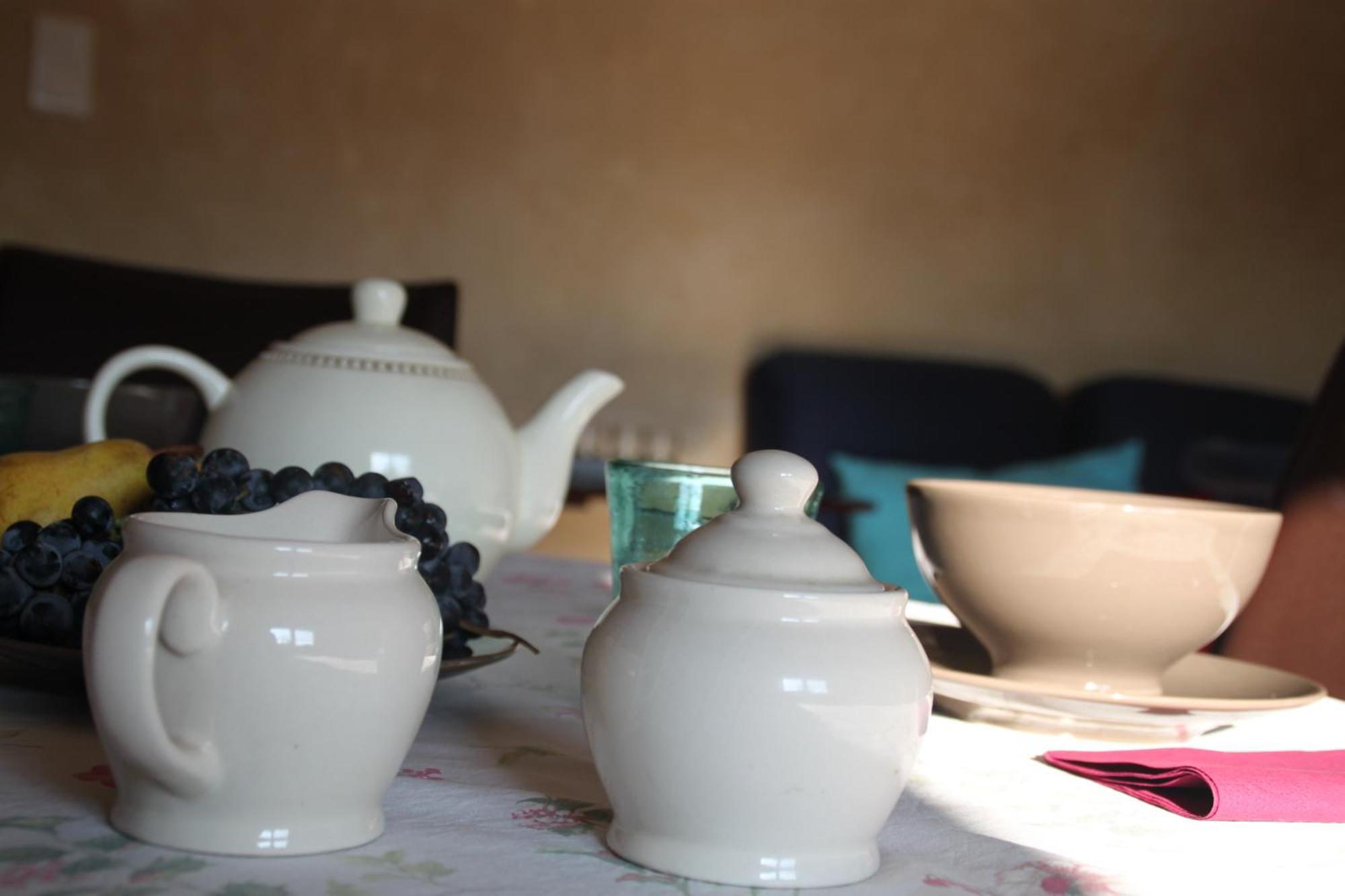 Bed & Breakfast - Maison De Marie Messimy-sur-Saone Exterior foto