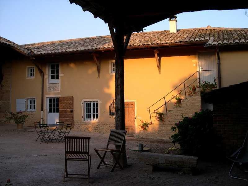 Bed & Breakfast - Maison De Marie Hotel Messimy-sur-Saone Exterior foto